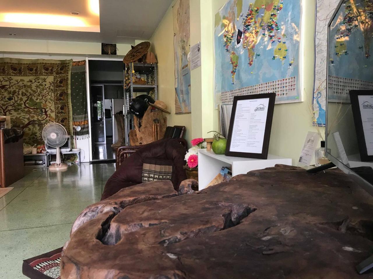 Jeesnail Guesthouse Bangkok Exterior foto